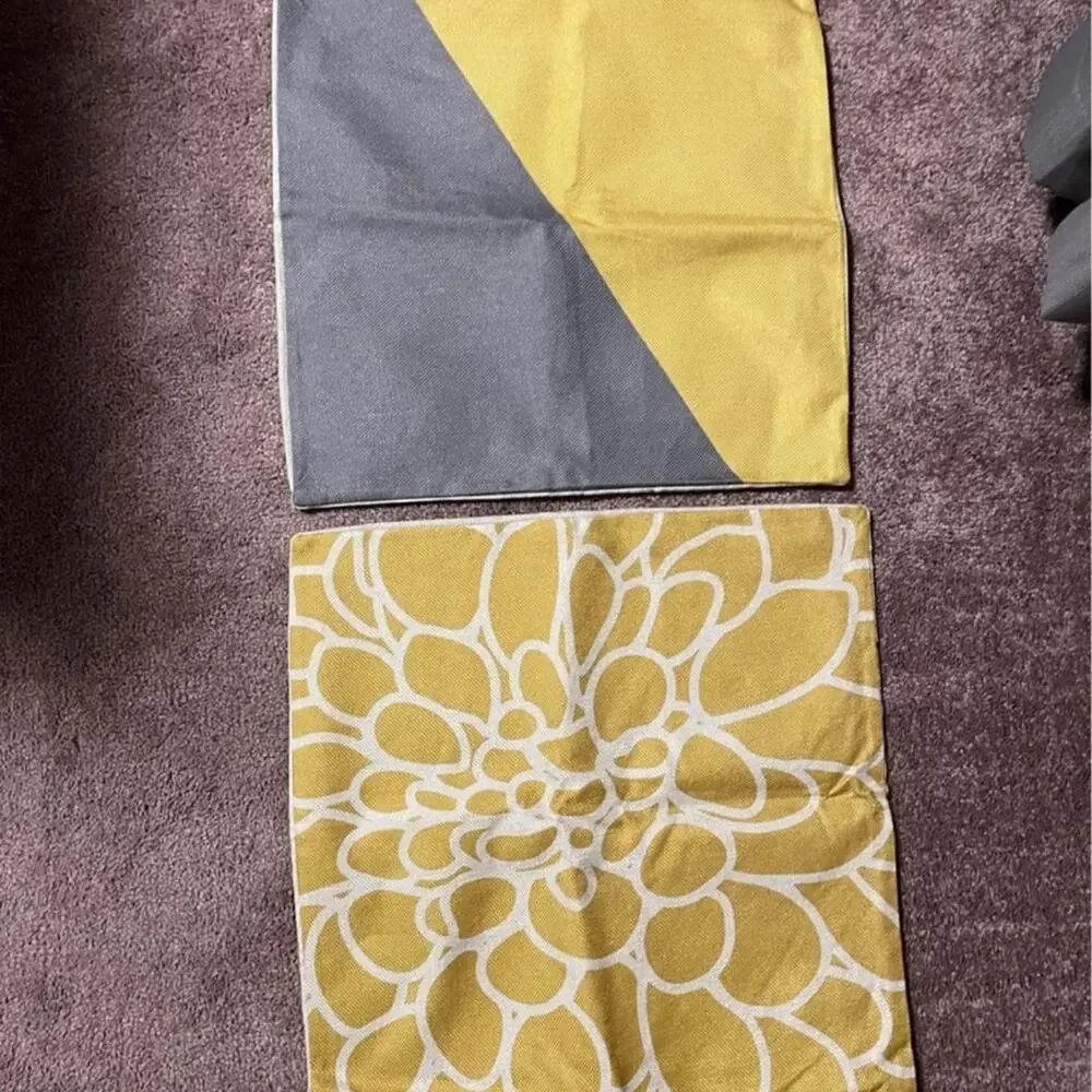 Pillow cover set